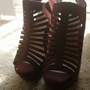 Cute burgundy heels...NEVER WORN!!!!MUST HAVES